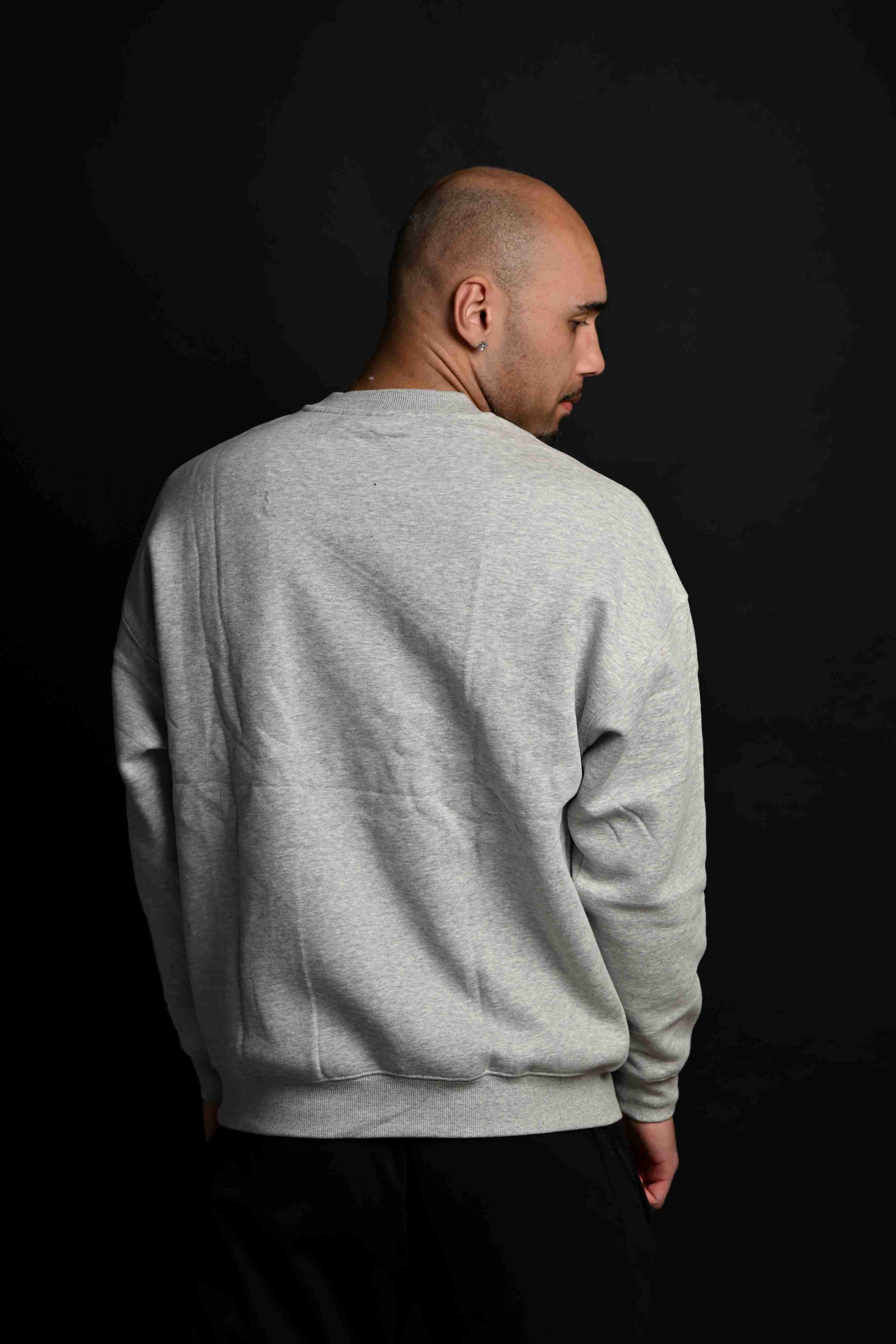 Arivera Oversized Crewneck - Premium Streetwear